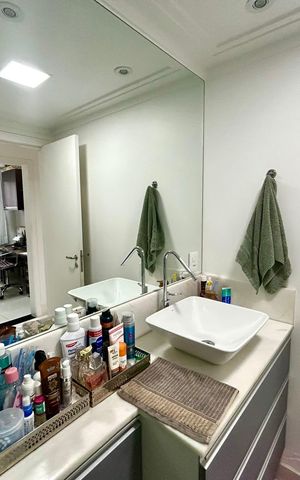 Apartamento à venda com 114m², 3 quartos e 2 vagas Apartamento à venda com 114m², 3 quartos e 2 vagasBanheiro 1