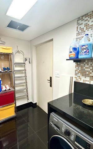 Apartamento à venda com 114m², 3 quartos e 2 vagas Apartamento à venda com 114m², 3 quartos e 2 vagasÁrea de Serviço
