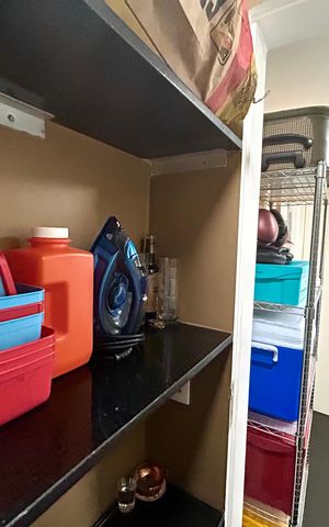 Apartamento à venda com 114m², 3 quartos e 2 vagas Apartamento à venda com 114m², 3 quartos e 2 vagasDespensa