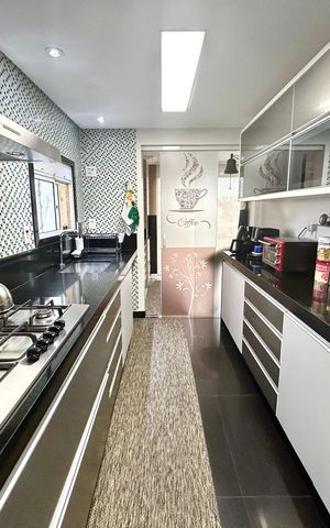 Apartamento à venda com 114m², 3 quartos e 2 vagas Apartamento à venda com 114m², 3 quartos e 2 vagasCozinha