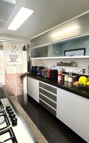 Apartamento à venda com 114m², 3 quartos e 2 vagas Apartamento à venda com 114m², 3 quartos e 2 vagasCozinha