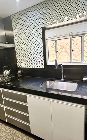 Apartamento à venda com 114m², 3 quartos e 2 vagas Apartamento à venda com 114m², 3 quartos e 2 vagasCozinha
