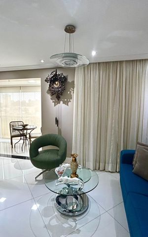 Apartamento à venda com 114m², 3 quartos e 2 vagas Apartamento à venda com 114m², 3 quartos e 2 vagasSala