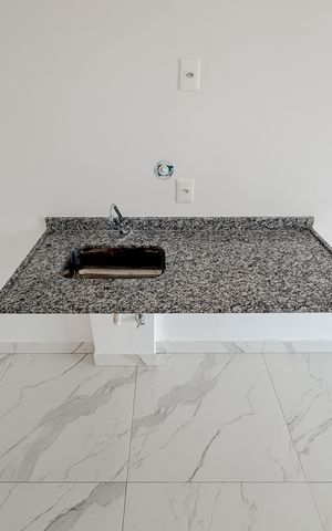 Apartamento à venda com 38m², 1 quarto e sem vaga Apartamento à venda com 38m², 1 quarto e sem vagaCozinha e Área de Serviço