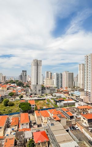 Apartamento à venda com 38m², 1 quarto e sem vaga Apartamento à venda com 38m², 1 quarto e sem vagaVaranda - Vista