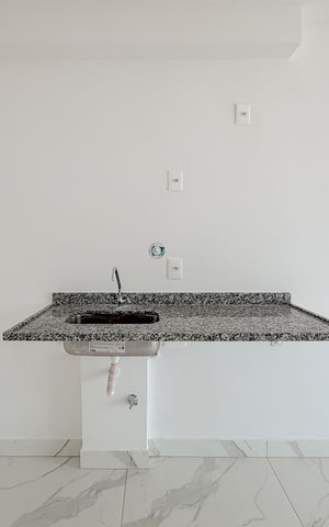 Apartamento à venda com 38m², 1 quarto e sem vaga Apartamento à venda com 38m², 1 quarto e sem vagaCozinha e Área de Serviço