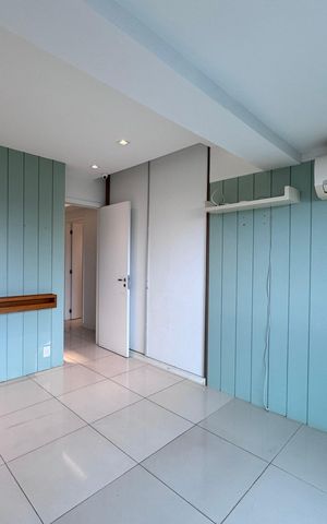 Apartamento à venda com 141m², 3 quartos e 2 vagas Apartamento à venda com 141m², 3 quartos e 2 vagasQuarto 1