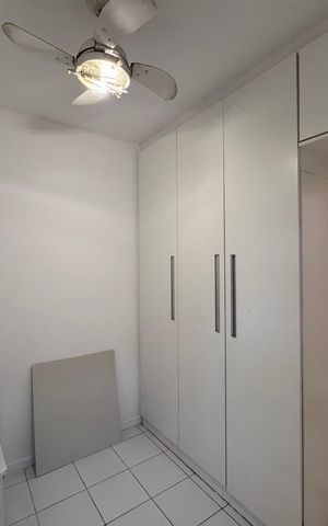 Apartamento à venda com 141m², 3 quartos e 2 vagas Apartamento à venda com 141m², 3 quartos e 2 vagasCozinha e Área de Serviço - Quarto