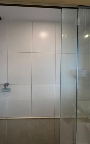 Apartamento à venda com 141m², 3 quartos e 2 vagas Apartamento à venda com 141m², 3 quartos e 2 vagasSuíte - Banheiro