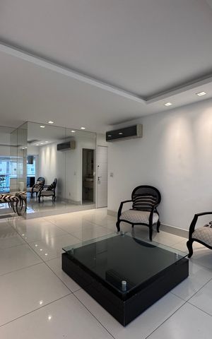 Apartamento à venda com 141m², 3 quartos e 2 vagas Apartamento à venda com 141m², 3 quartos e 2 vagasSala