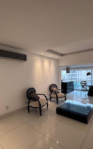 Apartamento à venda com 141m², 3 quartos e 2 vagas Apartamento à venda com 141m², 3 quartos e 2 vagasSala