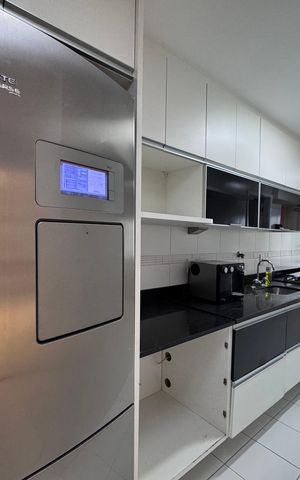 Apartamento à venda com 141m², 3 quartos e 2 vagas Apartamento à venda com 141m², 3 quartos e 2 vagasCozinha e Área de Serviço