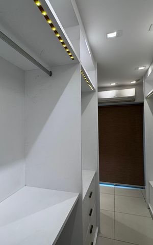Apartamento à venda com 141m², 3 quartos e 2 vagas Apartamento à venda com 141m², 3 quartos e 2 vagasSuíte - Closet