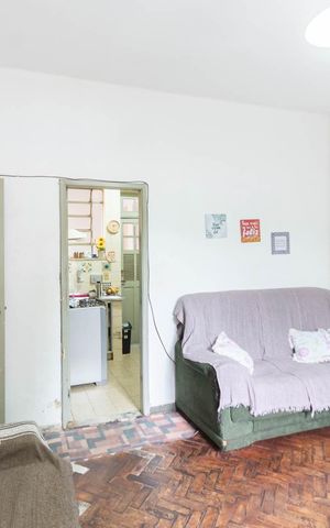 Apartamento à venda com 84m², 2 quartos e sem vagaSala