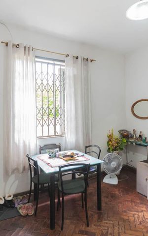Apartamento à venda com 84m², 2 quartos e sem vagaSala