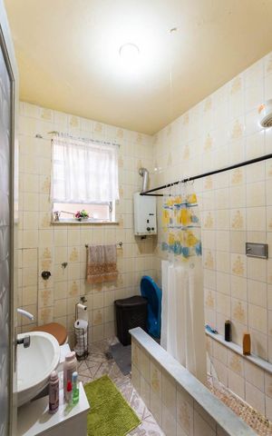 Apartamento à venda com 84m², 2 quartos e sem vagaBanheiro