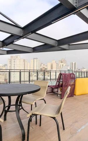 Studio à venda com 24m², 1 quarto e sem vaga Studio à venda com 24m², 1 quarto e sem vagaPiscina