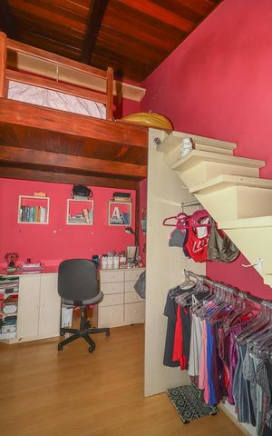 Casa de condomínio à venda com 306m², 5 quartos e 4 vagasQuarto 3 / Mesanino