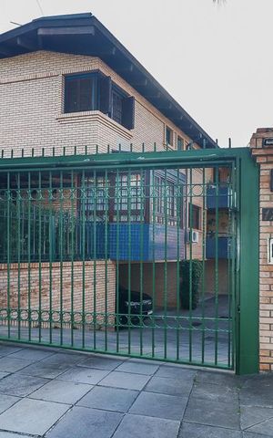 Casa de condomínio à venda com 306m², 5 quartos e 4 vagasFachada
