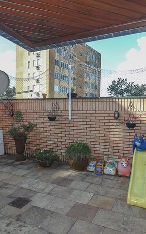 Casa de condomínio à venda com 306m², 5 quartos e 4 vagasÁrea descoberta 2