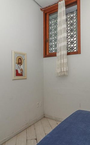 Casa de condomínio à venda com 306m², 5 quartos e 4 vagasQuarto 2