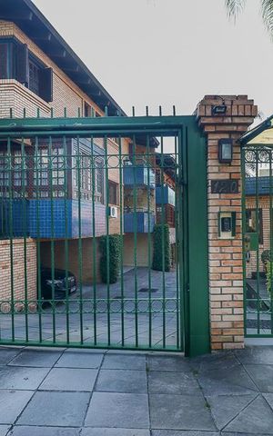 Casa de condomínio à venda com 306m², 5 quartos e 4 vagasFachada