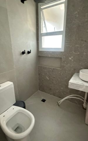 Apartamento para alugar com 80m², 2 quartos e 2 vagas Apartamento para alugar com 80m², 2 quartos e 2 vagasBanheiro da Suíte 2