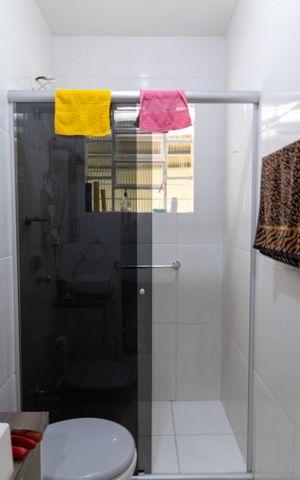 Casa para alugar com 93m², 2 quartos e 4 vagas Casa para alugar com 93m², 2 quartos e 4 vagasBanheiro