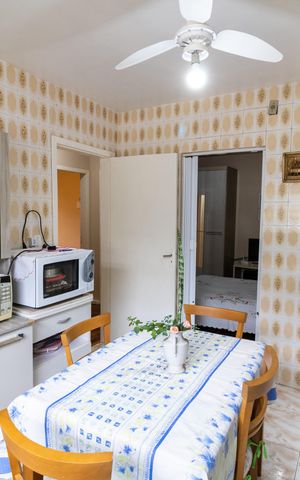 Casa para alugar com 93m², 2 quartos e 4 vagas Casa para alugar com 93m², 2 quartos e 4 vagasCozinha
