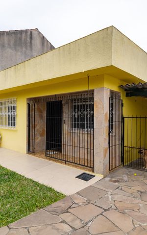 Casa para alugar com 93m², 2 quartos e 4 vagas Casa para alugar com 93m², 2 quartos e 4 vagasFachada