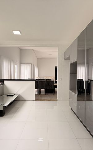 Casa de condomínio à venda com 450m², 4 quartos e 4 vagasCozinha