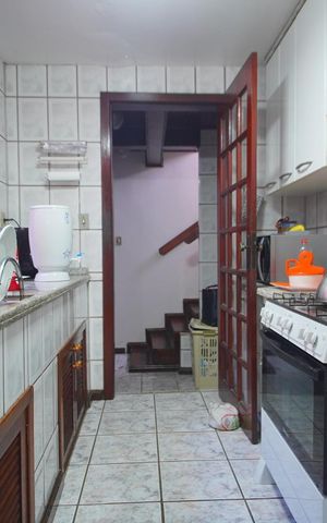 Casa à venda com 400m², 5 quartos e 2 vagasCozinha