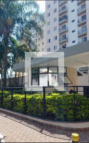 Apartamento à venda com 49m², 2 quartos e 1 vaga Apartamento à venda com 49m², 2 quartos e 1 vagaFachada e portaria