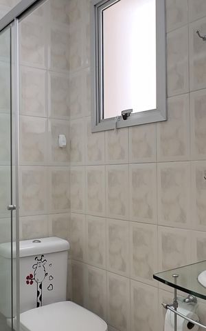 Apartamento à venda com 49m², 2 quartos e 1 vaga Apartamento à venda com 49m², 2 quartos e 1 vagaBanheiro