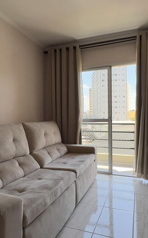 Apartamento à venda com 49m², 2 quartos e 1 vaga Apartamento à venda com 49m², 2 quartos e 1 vagaSala