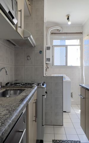 Apartamento à venda com 49m², 2 quartos e 1 vaga Apartamento à venda com 49m², 2 quartos e 1 vagaCozinha e Área de Serviço