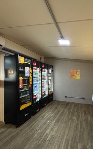 Apartamento à venda com 44m², 2 quartos e sem vaga Apartamento à venda com 44m², 2 quartos e sem vagaMercado