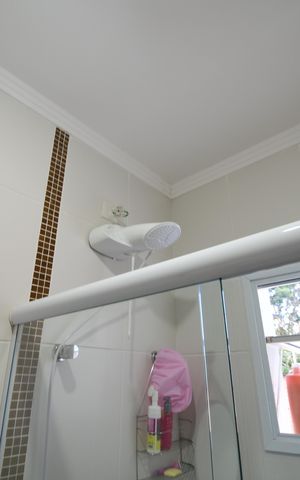 Casa de condomínio à venda com 120m², 3 quartos e 2 vagasBanheiro Social