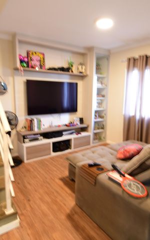 Casa de condomínio à venda com 120m², 3 quartos e 2 vagasSala
