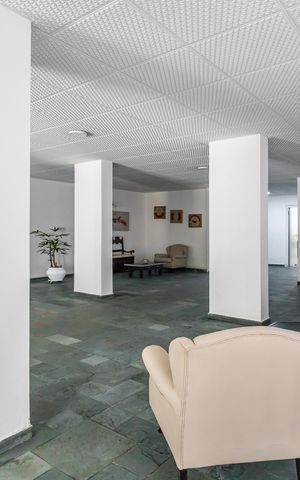 Apartamento à venda com 76m², 2 quartos e 1 vagaHall social