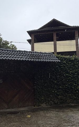 Casa para alugar com 75m², 1 quarto e 1 vaga Casa para alugar com 75m², 1 quarto e 1 vagaFachada