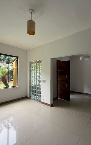 Casa para alugar com 75m², 1 quarto e 1 vaga Casa para alugar com 75m², 1 quarto e 1 vagaSala