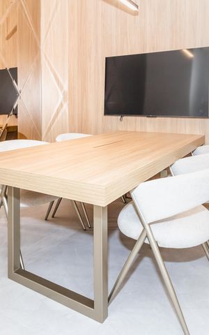 Studio para alugar com 24m², 1 quarto e sem vaga Studio para alugar com 24m², 1 quarto e sem vagaSala de Reuniões
