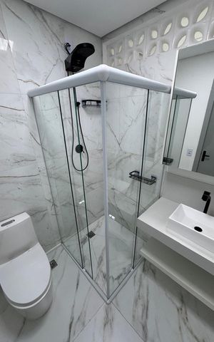 Casa à venda com 410m², 5 quartos e 15 vagas Casa à venda com 410m², 5 quartos e 15 vagasBanheiro 4