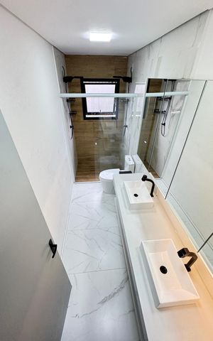 Casa à venda com 410m², 5 quartos e 15 vagas Casa à venda com 410m², 5 quartos e 15 vagasBanheiro 3