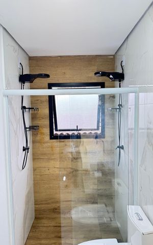 Casa à venda com 410m², 5 quartos e 15 vagas Casa à venda com 410m², 5 quartos e 15 vagasBanheiro 3