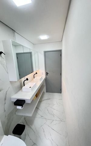 Casa à venda com 410m², 5 quartos e 15 vagas Casa à venda com 410m², 5 quartos e 15 vagasBanheiro 3