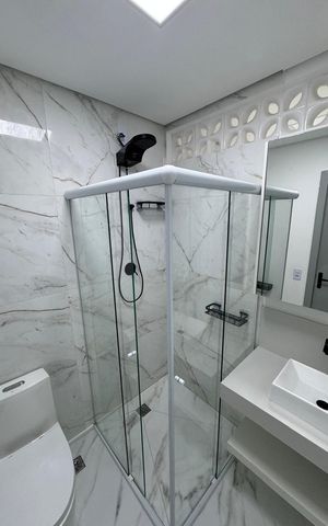 Casa à venda com 410m², 5 quartos e 15 vagas Casa à venda com 410m², 5 quartos e 15 vagasBanheiro 2