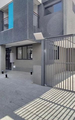 Studio à venda com 40m², 1 quarto e sem vaga Studio à venda com 40m², 1 quarto e sem vagaFachada