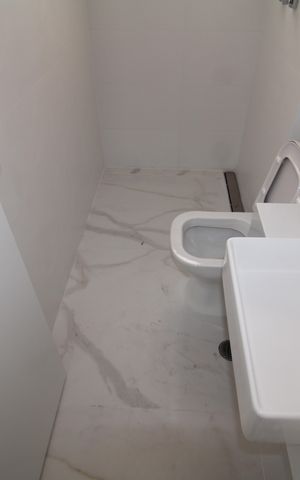 Apartamento à venda com 284m², 4 quartos e 5 vagasQuarto 3 - Banheiro